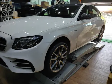 [MERCEDES BENZ E43 20 INCH] / 전주시 덕진구 장동