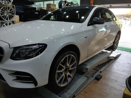 [MERCEDES BENZ E43 20 INCH] / 전주시 덕진구 장동