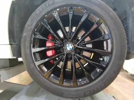 BMW 530i 블랙유광 커스텀#전주휠복원#전북휠복원#군산휠복원#익산휠복원#완주휠복원#정읍휠복원#남원휠복원#전주커스텀휠#전북커스텀휠 / 전주시 덕진구 장동