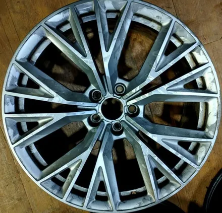 아우디 A7 55TDI 20인치 블랙커팅이요#전주휠수리#전북휠수리#전주휠복원#전북휠복원#전주아우디전문점#전주아우디휠수리#전주휠판매#전북휠판매#전북아우디전문점 / 전주시 덕진구 장동