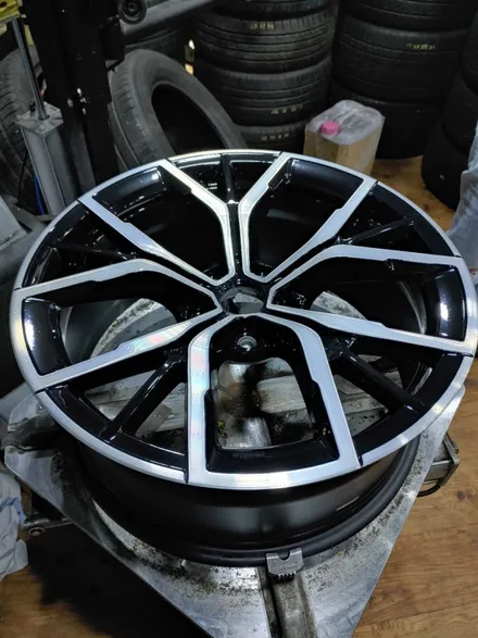 BMW G30 845M19인치#전주bmw#군산bmw#익산bmw#완주bmw#정읍bmw#남원bmw#전주휠복원#군산휠복원#익산휠복원#완주휠복원#정읍휠복원#남원휠복원#전주커팅휠복원 / 전주시 덕진구 장동