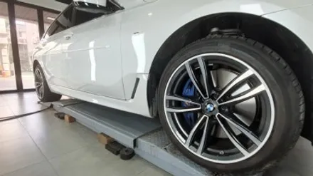 BMW 6GT 휠프로텍터 휠보레 화이트컬러 장착~휠보호/휠가드/휠튜닝/휠기스방지/휠스크래치/휠복원/휠도색대체~강남/송파/강동/하남 자동차튜닝/자동차외장관리/자동차튜닝샵~케렌시아카! / 서울 송파