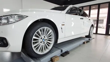 BMW 420i 휠프로텍터 휠보레 실버컬러 장착~휠보호/휠튜닝/휠가드/휠스크래치/휠기스방지/휠복원/휠도색대체 강남/송파/강동/하남 휠보레전문장착점! 자동차튜닝/용품~케렌시아CAR! / 서울 송파