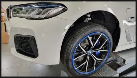 【케렌시아카 자동차튜닝샵】BMW 휠보레19인치 블루장착/문콕방지용품/강남/송파/문정/외형복원/광택복원/순정옵션~ / 서울 송파