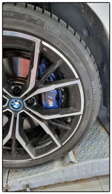 【케렌시아카 자동차튜닝샵】BMW5시리즈 휠튜닝/휠보레 19인치 블루장착/휠보레전문장착점/휠스크래치방지/휠복원대체/휠도색대체/강남/송파/문정/하남/강동/위례/감일/개롱/방이~ / 서울 송파구