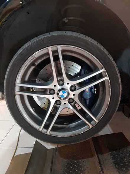 수입차 휠프로텍터 휠보레 BMW 118d 레드컬러 장착~강남/송파/강동/하남~휠보레 장착 전문점/휠스크래치/휠기스/휠긁힘방지/림프로텍터/휠복원대체/용품/자동차 튜닝~케렌시아CAR! / 서울 송파