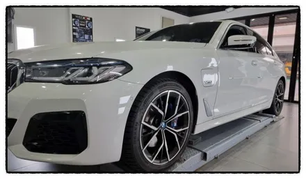 【케렌시아카 자동차튜닝샵】BMW5시리즈 휠튜닝/휠보레 19인치 블루장착/휠보레전문장착점/휠스크래치방지/휠복원대체/휠도색대체/강남/송파/문정/하남/강동/위례/감일/개롱/방이~ / 서울 송파구