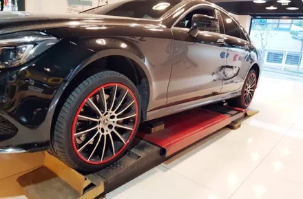 벤츠 CLS400 AMG 휠프로텍터 휠보레 레드컬러 장착~휠보호/휠가드/휠스크래치/휠기스/휠복원대체/휠튜닝/자동차튜닝~강남/송파/강동/하남 휠보레장착점/용품~케렌시아CAR! / 서울 송파