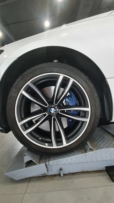 BMW 6GT 휠프로텍터 휠보레 화이트컬러 장착~휠보호/휠가드/휠튜닝/휠기스방지/휠스크래치/휠복원/휠도색대체~강남/송파/강동/하남 자동차튜닝/자동차외장관리/자동차튜닝샵~케렌시아카! / 서울 송파