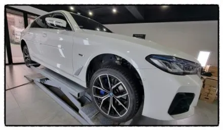 【케렌시아카 자동차튜닝샵】BMW5시리즈 휠튜닝/휠보레 19인치 블루장착/휠보레전문장착점/휠스크래치방지/휠복원대체/휠도색대체/강남/송파/문정/하남/강동/위례/감일/개롱/방이~ / 서울 송파구
