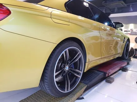 휠프로텍터 휠보레 BMW M4 실버컬러 장착&수입차휠프로텍터/휠기스/휠스크래치/휠보호/휠가드/림프로텍터/휠긁힘/휠복원대체/용품~강남/송파/강동/하남/구리~자동차튜닝~케렌시아CAR! / 서울 송파