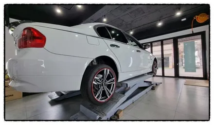 ●BMW 수입차 휠프로텍터 휠보레/18인치 레드장착/휠긁힘/휠가드/휠보호/휠도색대체/휠튜닝/강남/송파/강동/하남/오금/거여/문정/성남/가락/잠실~자동차튜닝샵*케렌시아카! / 서울 송파