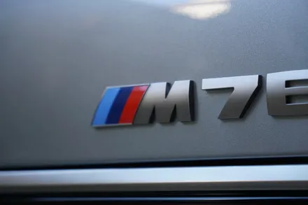 재부착후 떨어지면 책임질거니? BMW M760Li xDrive [강남PPF] / 서울 서초, 강남, 양재