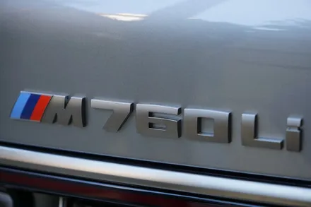 재부착후 떨어지면 책임질거니? BMW M760Li xDrive [강남PPF] / 서울 서초, 강남, 양재