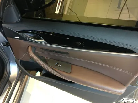 BMW5시리즈 실내PPF. 하이그로시 스크래치 방지하기. 엑스펠 얼티메이트플러스 / 서초구 서초동