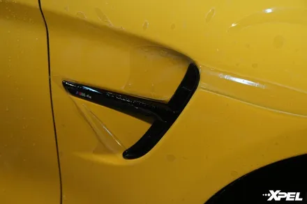 PPF의 목적은 차량 보호로 엑스펠처럼 두꺼운 PPF 를 써야 BMW M4처럼 고급 차량은 완벽히 보호받습니다 / 서울 서초, 강남, 양재