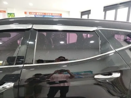 부산 수영 현대자동차 싼타페 DM 레인보우 IRIS I90 썬팅 재시공