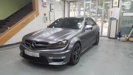 벤츠 C63 AMG 다크 그레이 전체 랩핑 - 원주 랩핑 / 원주시 무실동