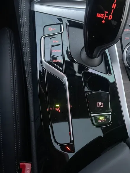 BMW 530i G30 LCI 360도 서라운드뷰(3D 파노라마뷰), 젠틀맨 스위치 정품 레트로핏 장착!![진주BMW서라운드뷰,BMW순정부품, 진주오토팩토리]