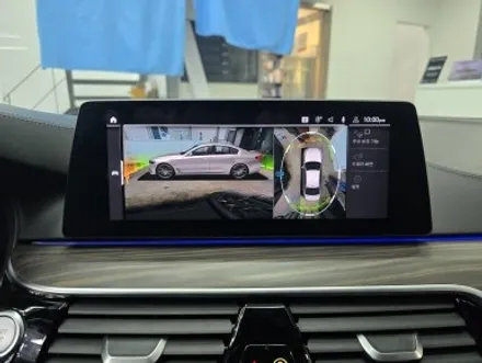 BMW 530e(G30) LCI 이전 버전 차량에 순정 서라운드뷰 레트로핏 장착!![BMW레트로핏,BMW코딩]