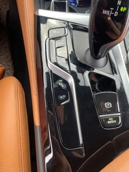 BMW 520i (G30) LCI 360도 서라운드뷰(3D 파노라마뷰) 순정부품사용하여 레트로핏 장착!![진주BMW서라운드뷰, 진주오토팩토리]