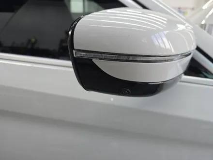 BMW 520i(G30) 후방카메라만 있는 옵션 차량에 순정 부품을 사용하여 어라운드뷰 레트로핏 시공[진주BMW어라운드뷰,진주BMW코딩,진주오토팩토리]