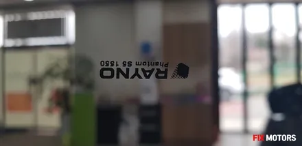 원주 티볼리에어 레이노썬팅 + 블랙박스 장착 + 전방 엠블럼교체