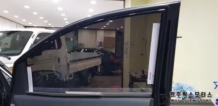 원주 자동차 카니발 글라스틴트 시공