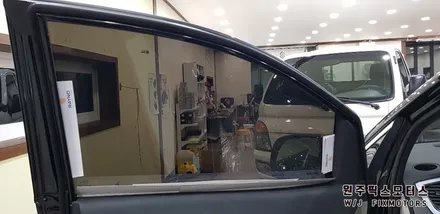 원주 자동차 카니발 글라스틴트 시공