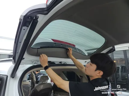 2023 기아 카니발 KA4 화이트는 확실히 존슨썬팅이 GOOD!!! / 영등포구 당산동