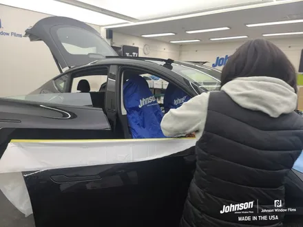 테슬라 모델Y RWD썬팅, 신차패키지가 존슨썬팅과 잘 맞는 이유?! / 영등포구 당산동