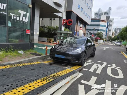 2025 테슬라 모델Y RWD 썬팅, 신차패키지는 어디로 가죠? / 영등포구 당산동