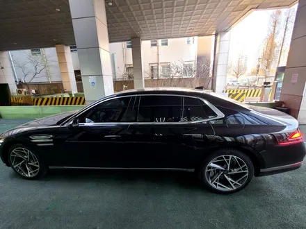 제네시스 G90 신형(RS4), 기존 리어모니터 제거 후, 장착하기 / 영등포구 당산동