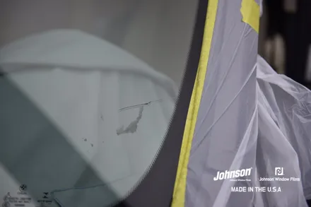 BMW X1 유리가 깨졌다! 존슨썬팅이 답이다!!! 존슨R 재시공 / 영등포구 당산동