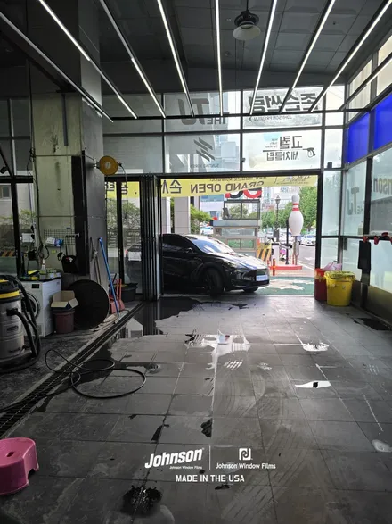 테슬라 틴팅 모델Y 롱레인지 썬팅, 신차패키지는 존슨R. / 영등포구 당산동