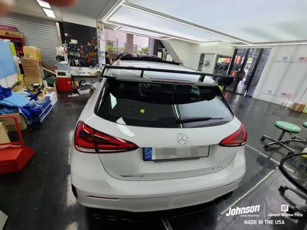 벤츠썬팅 AMG A45, 여름에 존슨썬팅만한 신차패키지는 없다?! / 영등포구 당산동