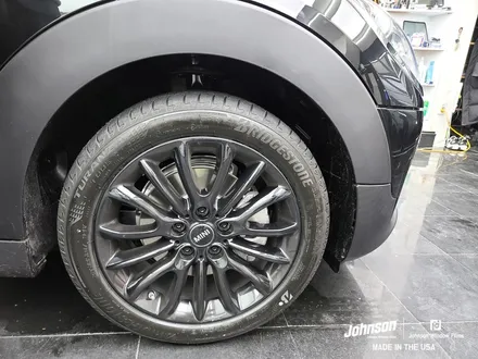 BMW 미니쿠퍼 클럽맨, 존슨썬팅 풀메탈 반사필름 했어요. / 영등포구 당산동