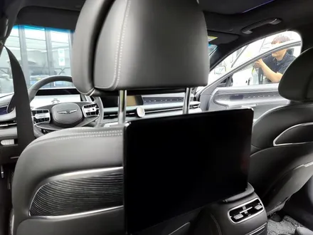제네시스 G90 신형(RS4), 기존 리어모니터 제거 후, 장착하기 / 영등포구 당산동