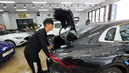 그랜저 블랙 포레스트, 신차검수를 진행 결과 시트 하자 발견 / 김해시 어방동
