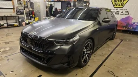 차량 랩핑 가격은 얼마인가요? BMW 5시리즈 사틴 블랙 / 용인시 기흥구 농서동