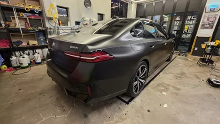 차량 랩핑 가격은 얼마인가요? BMW 5시리즈 사틴 블랙 / 용인시 기흥구 농서동