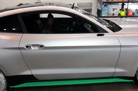 포드 머스탱 자동차 전체 랩핑 :) 3M2080 사틴 화이트 알루미늄 / 용인시 기흥구 농서동