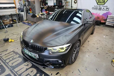 BMW F32 430iM 스포츠 쿠페 사틴 블랙 용인 전체 랩핑 시공 / 용인시 기흥구 농서동