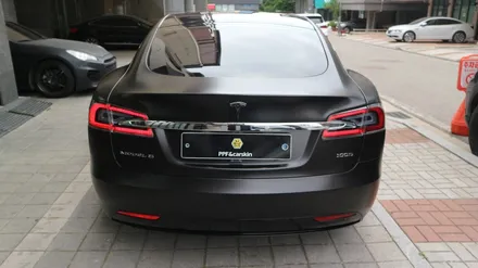 유행을 타지 않는 자동차 랩핑은? 에이버리 슈프림 사틴블랙 :) 테슬라모델S & 벤츠E클레스 / 용인시 기흥구 농서동
