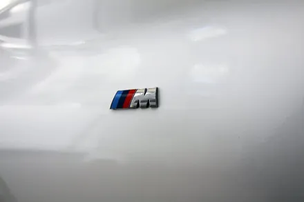 자동차 전체 랩핑 비용? : ) BMW G30 5시리즈 에이버리 화이트 펄 유광 랩핑시공 / 용인시 기흥구 농서동