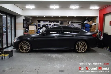 출고 두달 된 BMW M5 카오디오 튜닝을 할수 밖에 없었던 이유 슈퍼카 카오디오 튜닝 전문점 CSM카오디오 / 서울 양천구 강서구