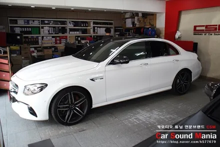 수입차카오디오 전문 장착점 신월동 카사운드매니아 벤츠E63AMG 부메스터 전동 트윗터와 송풍구 엠비언트 시공을 완료하다 / 서울 양천구 강서구