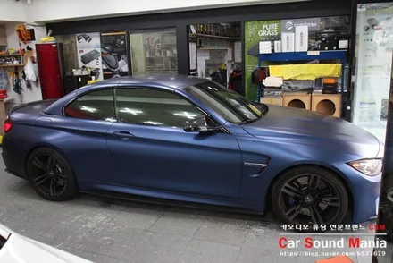 부족한 저역을 위한 솔루션 BMW M4컨버터블 카오디오 튜닝을 완료 수입차카오디오 전문 장착점 신월동 카사운드매니아 / 서울 양천구 강서구