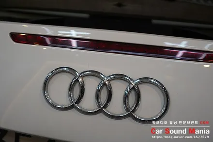 아우디R8 안드로이드 올인원 교체도 카사운드매니아 / 서울 양천구 강서구