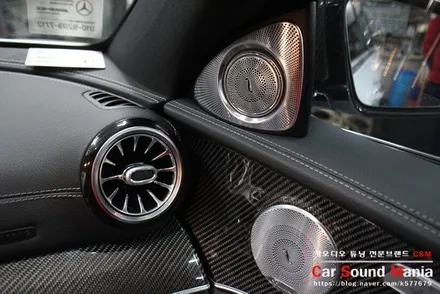 벤츠 전용 아이템 3D 부메스터 전동 트윗터 송풍구 엠비언트 라이트 장착 벤츠E63AMG 시공기 수입차카오디오 전문 CSM카오디오 / 서울 양천구 강서구